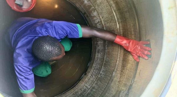 Tank cleaning Tank cleaning